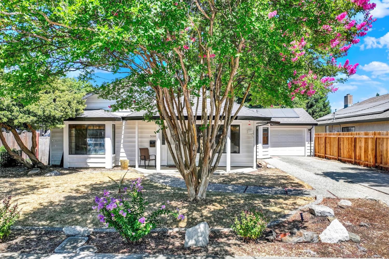 Detail Gallery Image 7 of 76 For 509 East, Winters,  CA 95694 - 3 Beds | 2 Baths