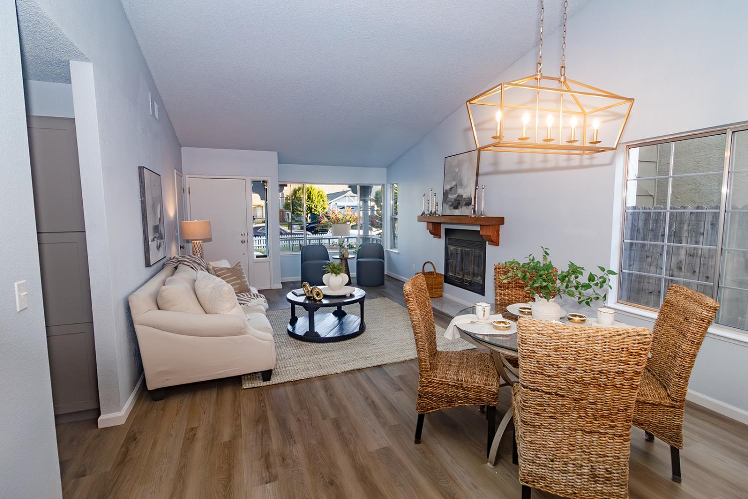 Detail Gallery Image 13 of 35 For 1377 Leo Way, Woodland,  CA 95776 - 3 Beds | 2 Baths