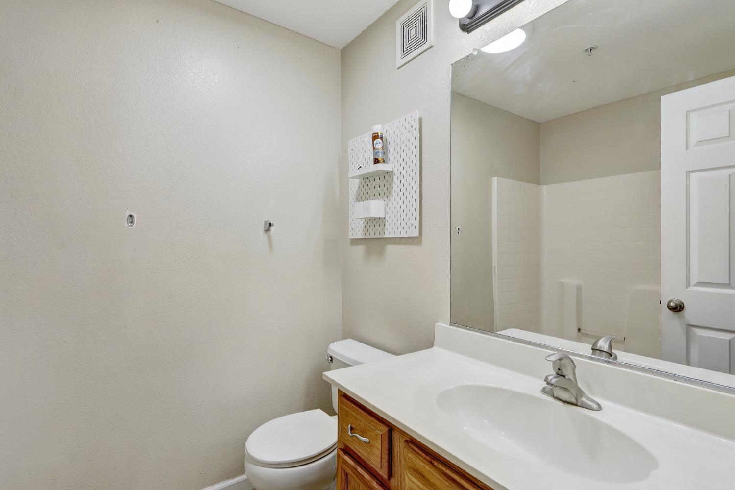 Detail Gallery Image 29 of 38 For 8444 Crystal Walk Cir #72,  Elk Grove,  CA 95758 - 2 Beds | 2 Baths