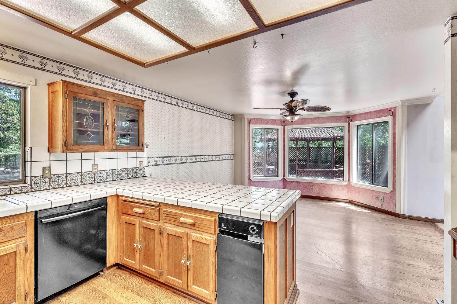 Detail Gallery Image 7 of 39 For 1490 Sage Rd, Colfax,  CA 95713 - 2 Beds | 3 Baths