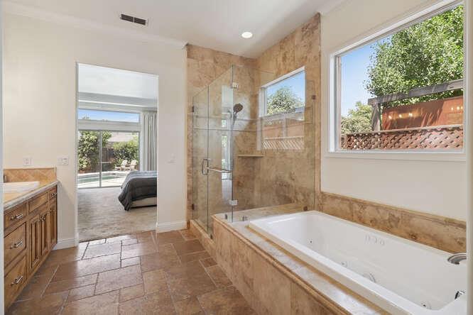 Detail Gallery Image 39 of 78 For 3710 Esperanza Dr, Sacramento,  CA 95864 - 4 Beds | 3/1 Baths