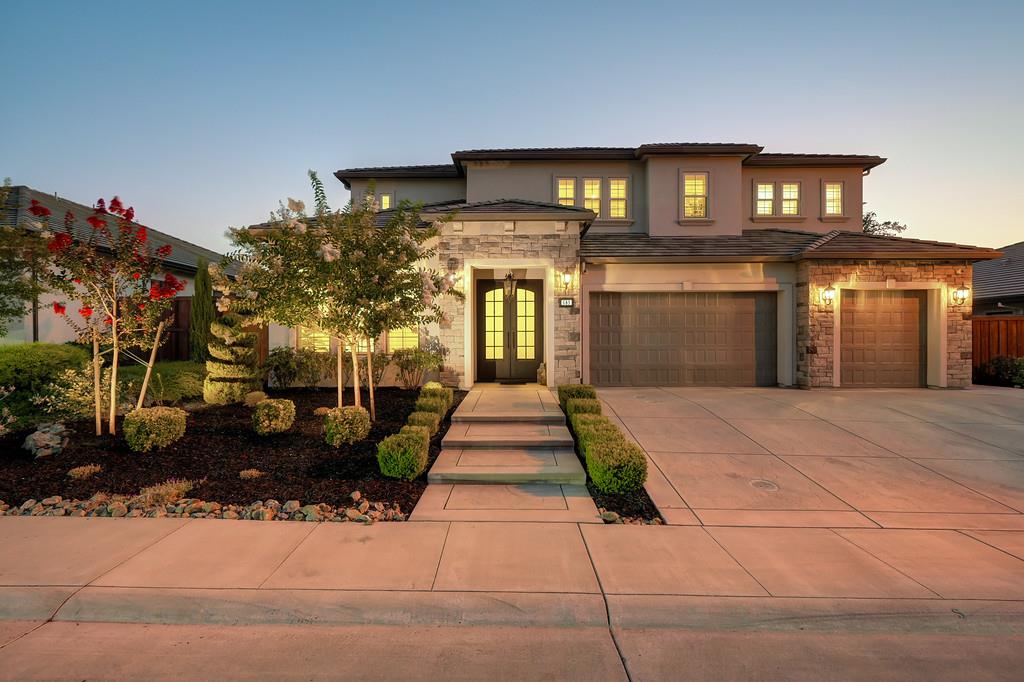 Detail Gallery Image 89 of 94 For 689 Oreno Cir, Folsom,  CA 95630 - 5 Beds | 4/1 Baths