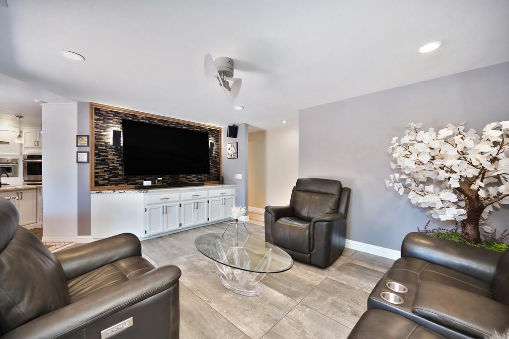 Detail Gallery Image 29 of 61 For 1801 Arroyo Dr, Auburn,  CA 95603 - 5 Beds | 4/1 Baths