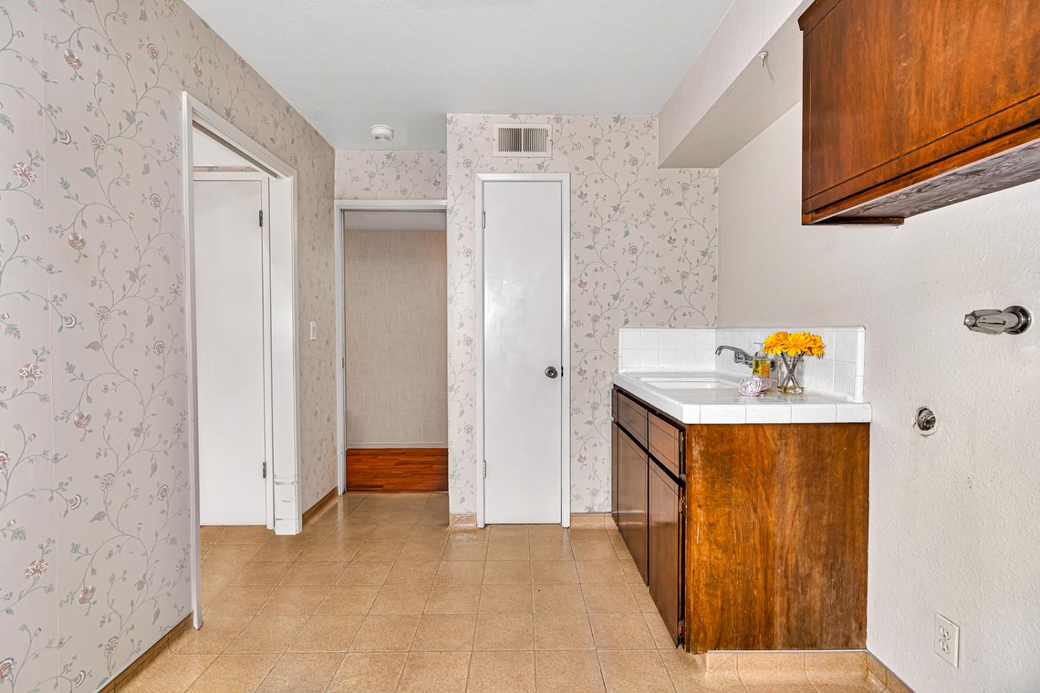 Detail Gallery Image 27 of 58 For 1838 Hillview Dr, Los Banos,  CA 93635 - 3 Beds | 2 Baths