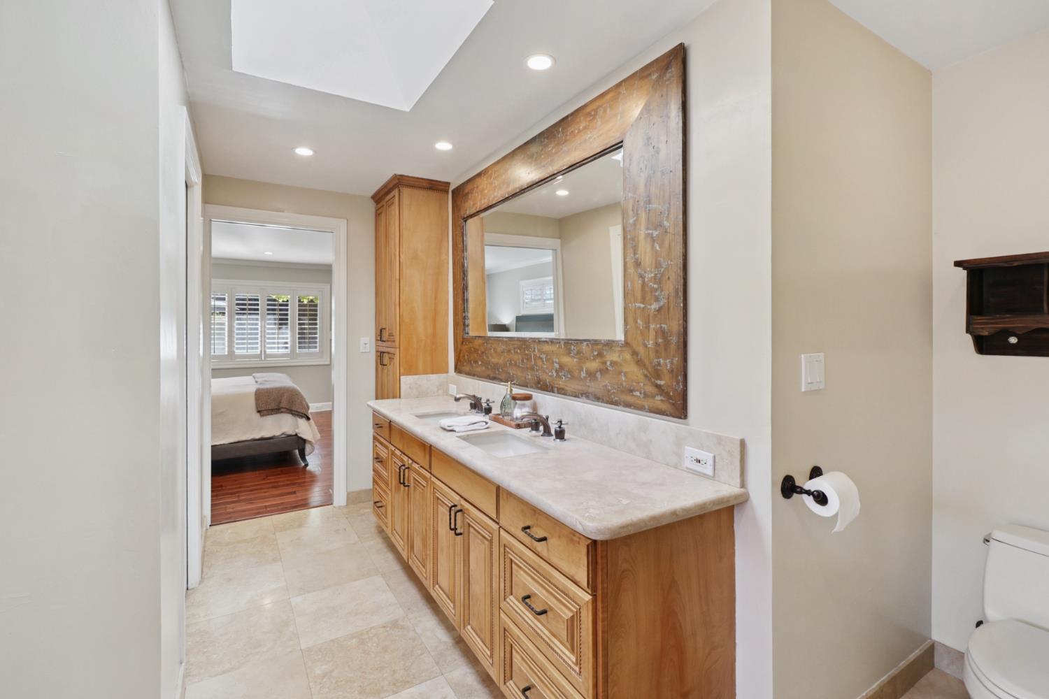 Detail Gallery Image 37 of 62 For 551 Thornley Way, Sacramento,  CA 95864 - 4 Beds | 2/1 Baths