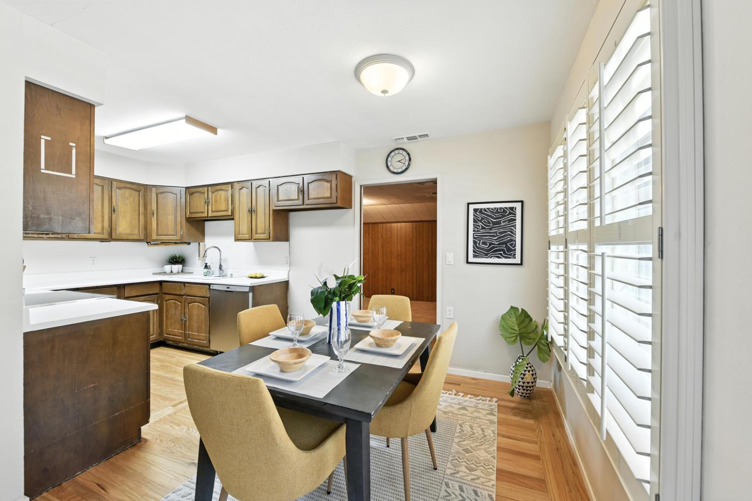 Detail Gallery Image 19 of 37 For 4724 Isabella Ave, Fair Oaks,  CA 95628 - 4 Beds | 2 Baths
