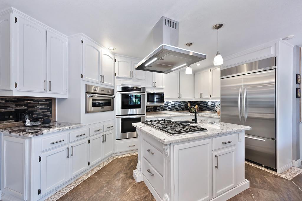 Detail Gallery Image 19 of 61 For 1801 Arroyo Dr, Auburn,  CA 95603 - 5 Beds | 4/1 Baths