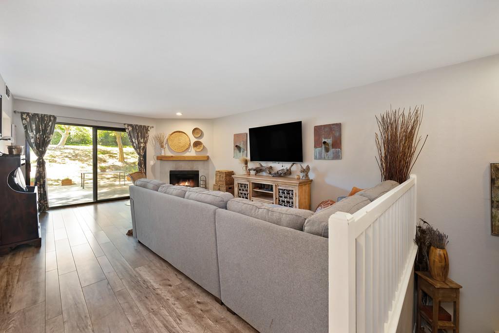 Detail Gallery Image 5 of 47 For 7826 Windsor Ln, Citrus Heights,  CA 95610 - 3 Beds | 2 Baths