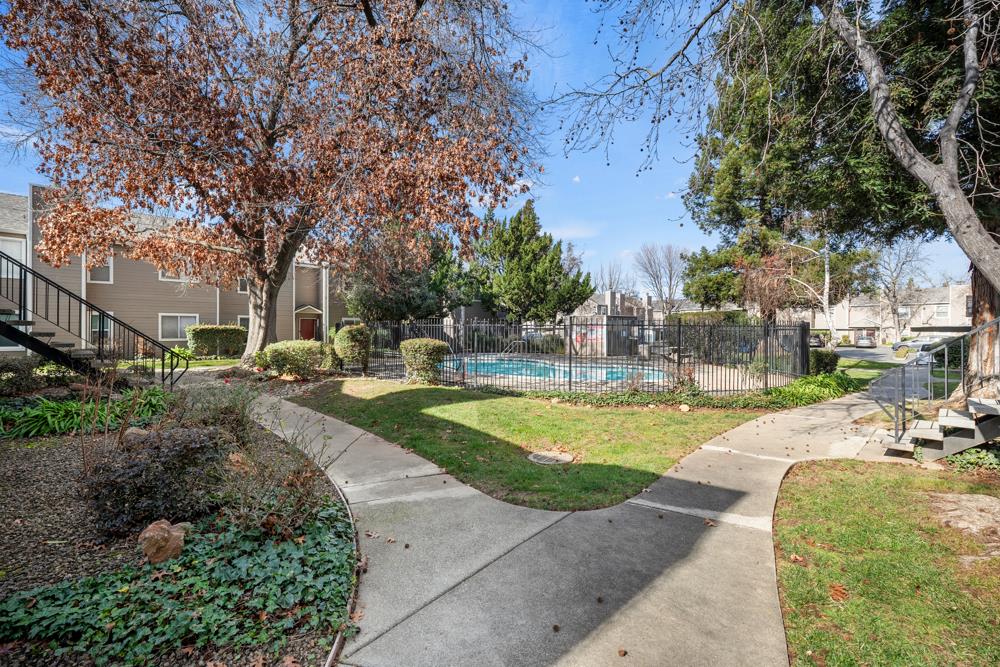 Detail Gallery Image 20 of 28 For 9101 Newhall Dr #63,  Sacramento,  CA 95826 - 2 Beds | 1 Baths
