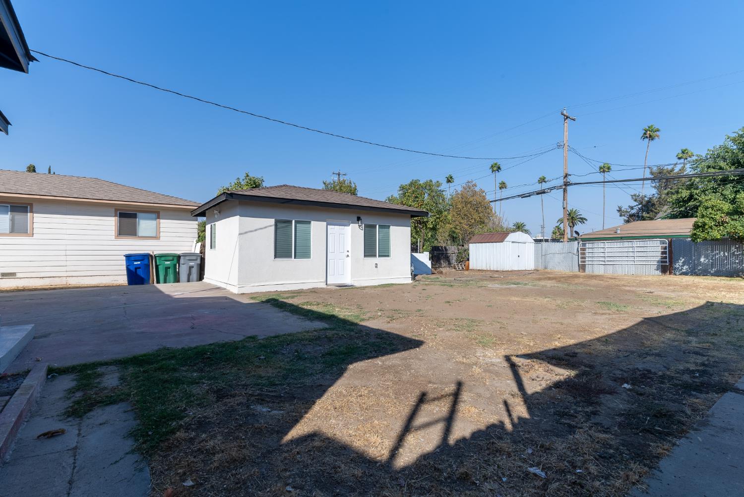 Detail Gallery Image 23 of 29 For 1017 Kings Avenue, Chowchilla,  CA 93610 - 3 Beds | 2 Baths