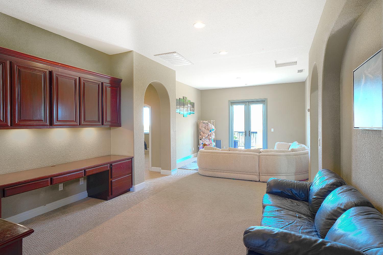 Detail Gallery Image 37 of 97 For 1340 Bella Cir, Lincoln,  CA 95648 - 7 Beds | 5 Baths