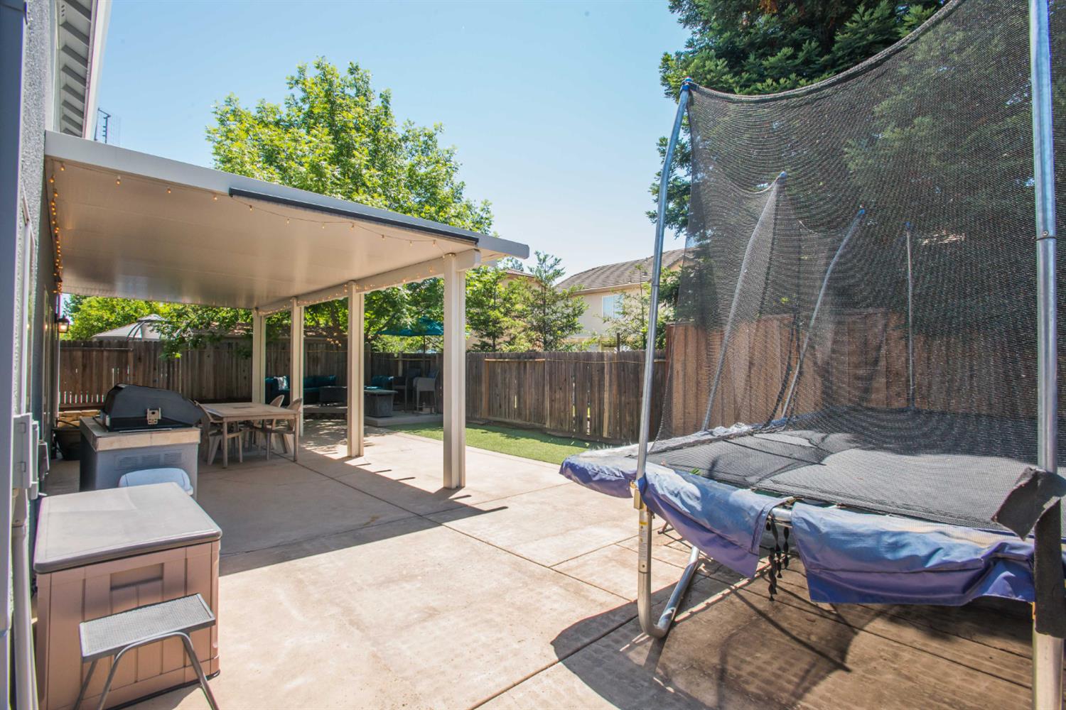 Detail Gallery Image 67 of 68 For 2210 Arnold Dr, Rocklin,  CA 95765 - 4 Beds | 2/1 Baths