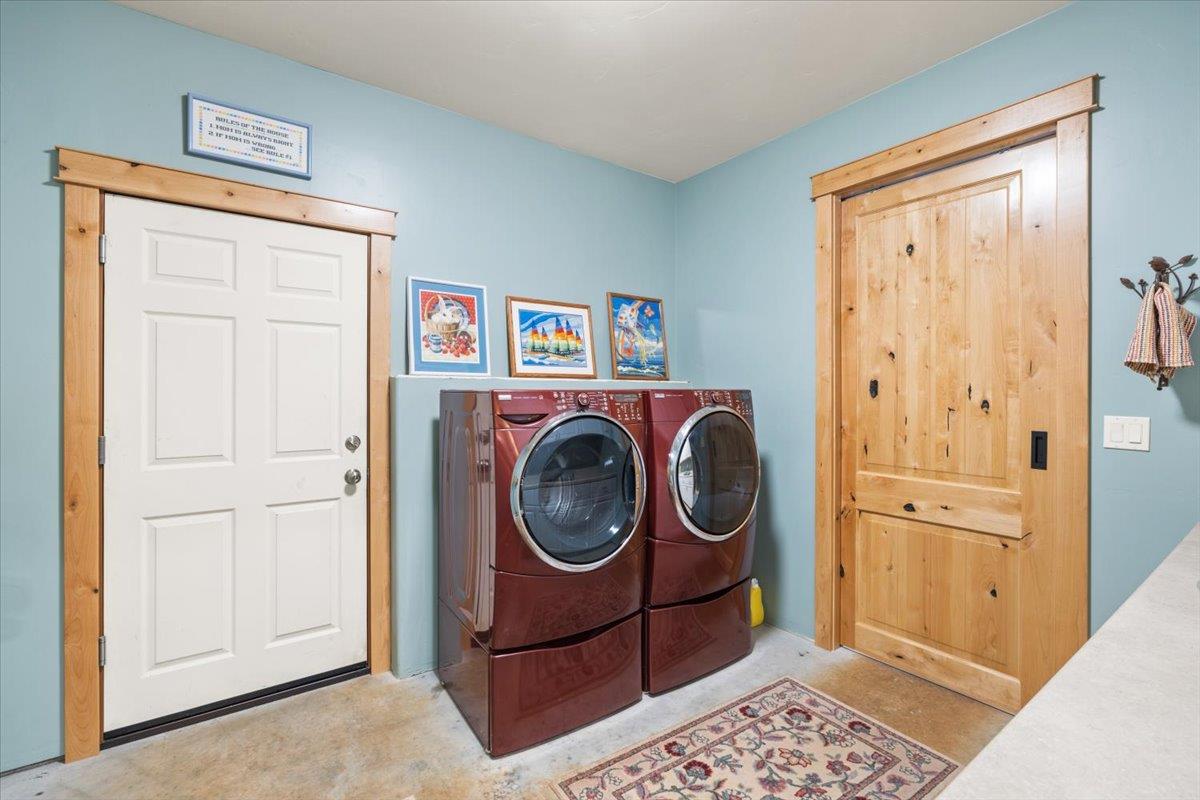 Detail Gallery Image 27 of 64 For 11382 Cour Royal, Nevada City,  CA 95959 - 3 Beds | 3/1 Baths