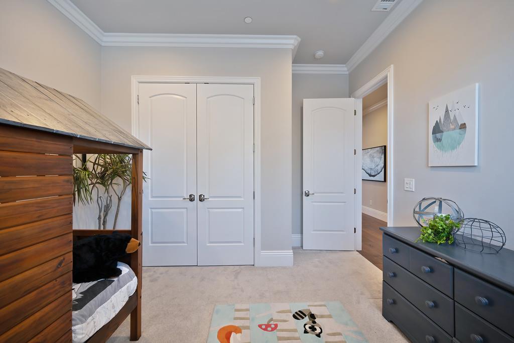 Detail Gallery Image 31 of 94 For 689 Oreno Cir, Folsom,  CA 95630 - 5 Beds | 4/1 Baths