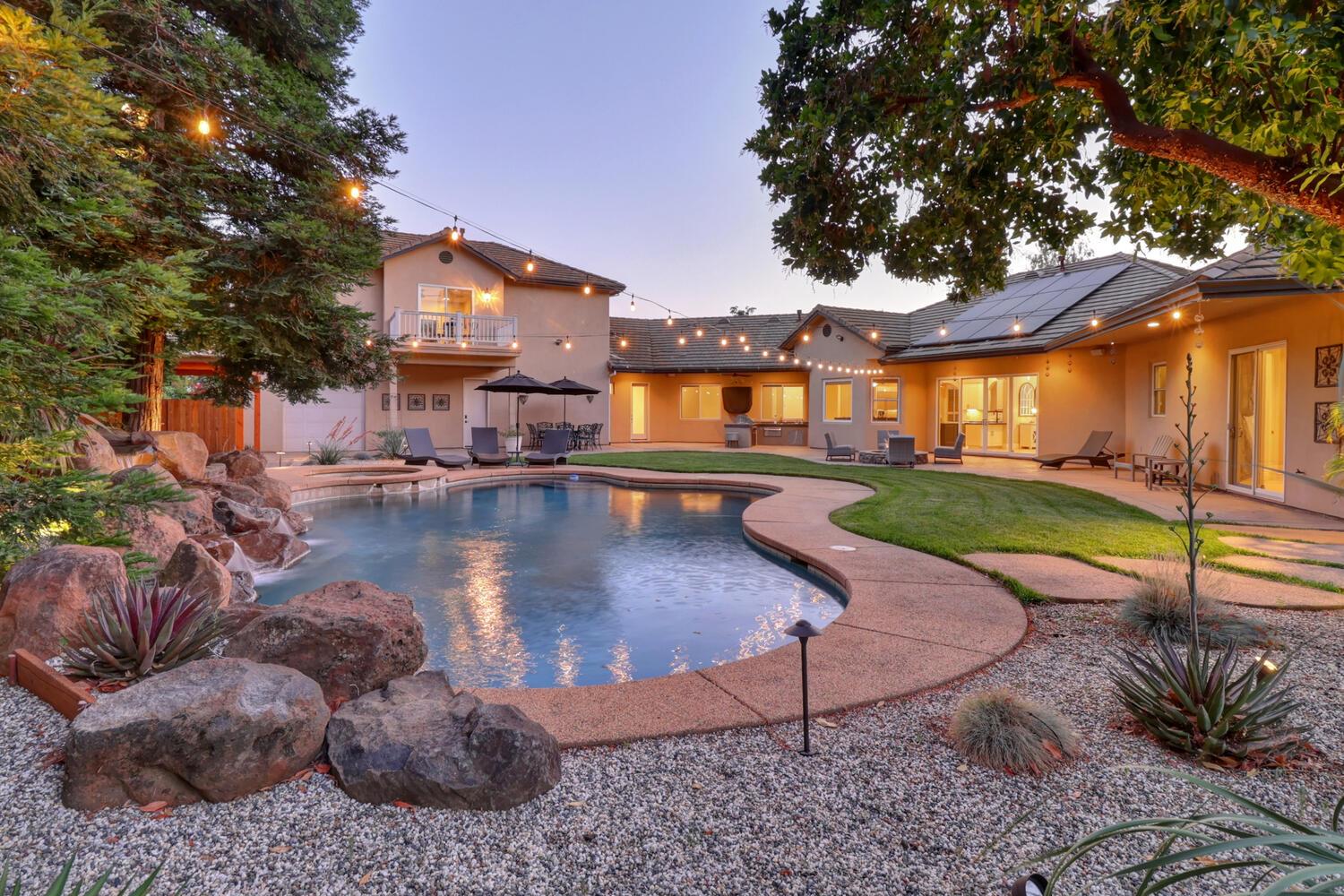 Detail Gallery Image 65 of 72 For 4900 Saint Augustine Dr, Elk Grove,  CA 95758 - 4 Beds | 4 Baths