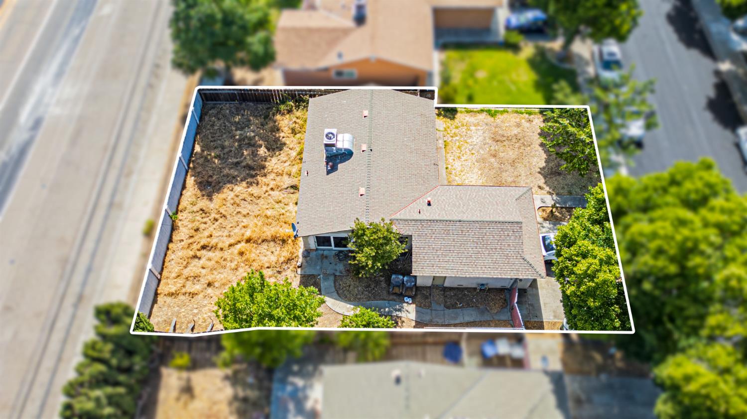 Detail Gallery Image 6 of 8 For 1120 Petaluma Dr, Modesto,  CA 95351 - 3 Beds | 1 Baths
