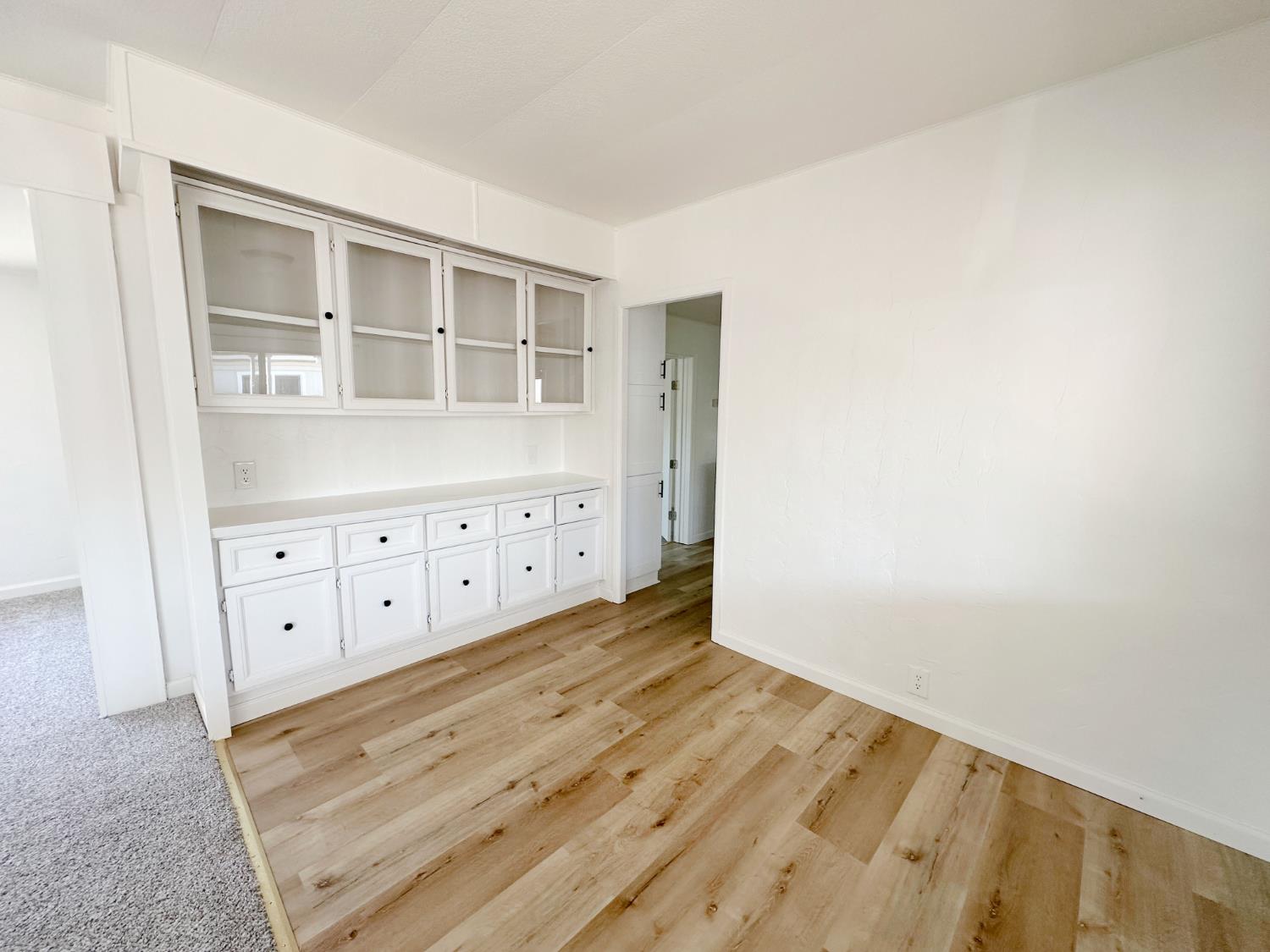 Detail Gallery Image 8 of 21 For 77094 Lauppe Ln, Citrus Heights,  CA 95621 - 3 Beds | 1/1 Baths
