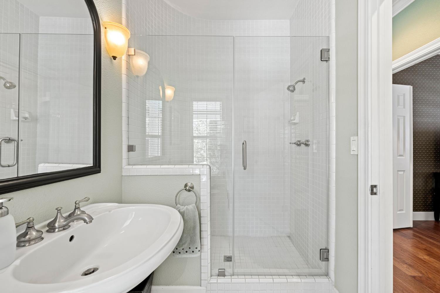 Detail Gallery Image 24 of 58 For 4330 Hale Ranch Ln, Fair Oaks,  CA 95628 - 4 Beds | 3 Baths