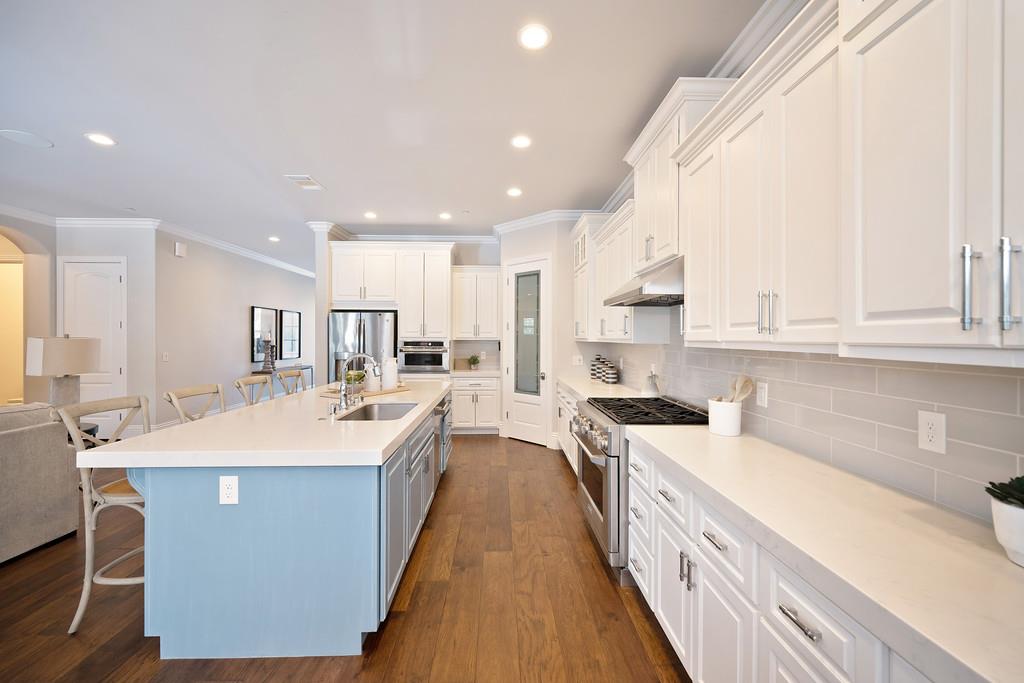 Detail Gallery Image 20 of 94 For 689 Oreno Cir, Folsom,  CA 95630 - 5 Beds | 4/1 Baths