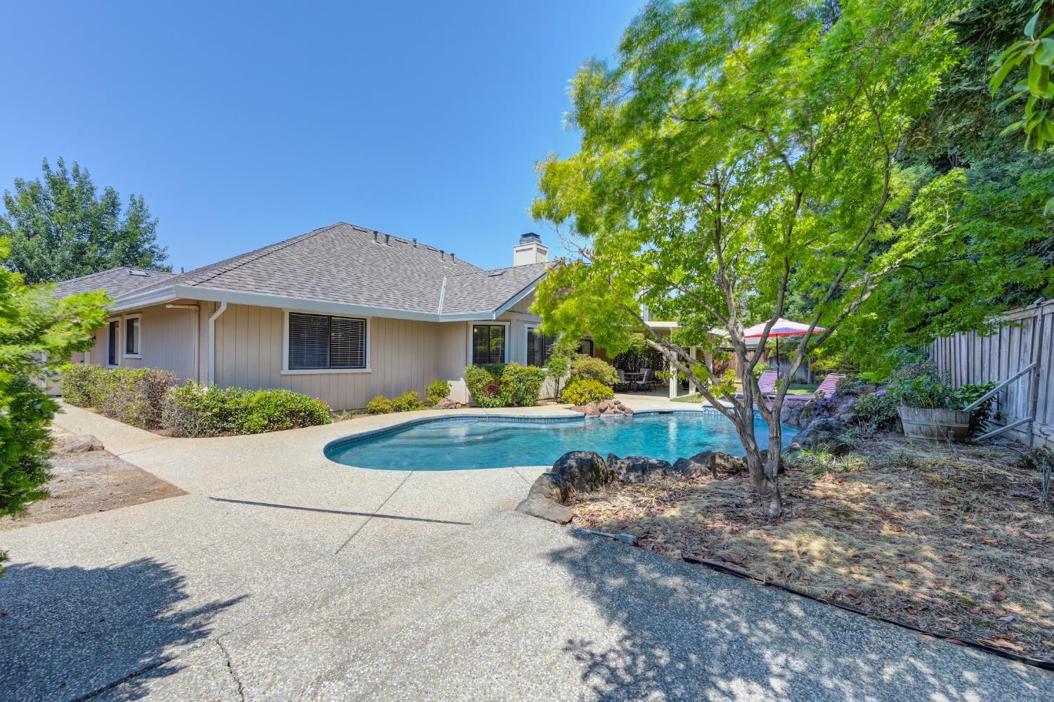 Detail Gallery Image 51 of 53 For 5408 E Brook Way, Elk Grove,  CA 95758 - 3 Beds | 2 Baths