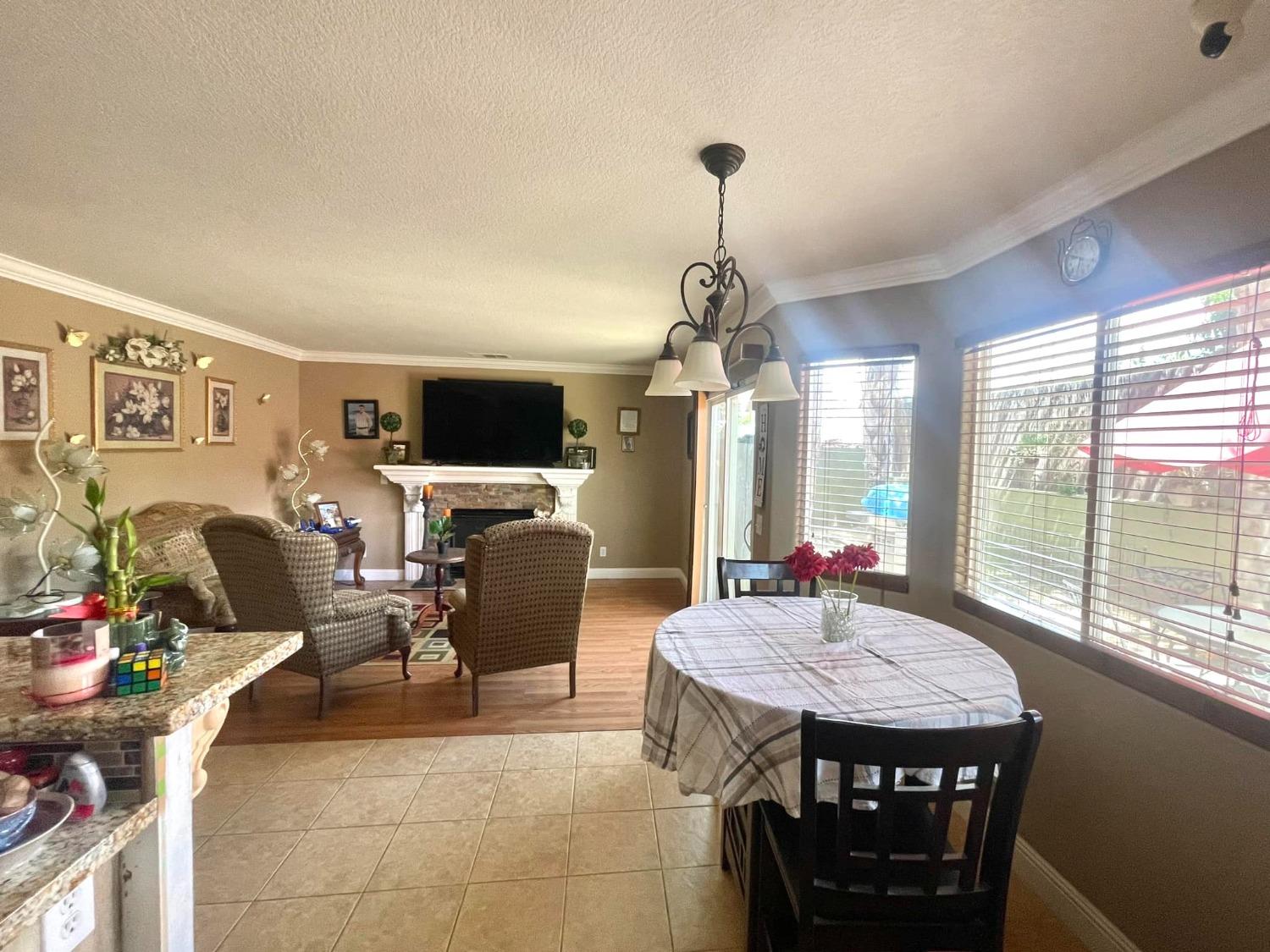 Detail Gallery Image 10 of 42 For 1812 San Jose Ave, Wasco,  CA 93280 - 4 Beds | 3 Baths