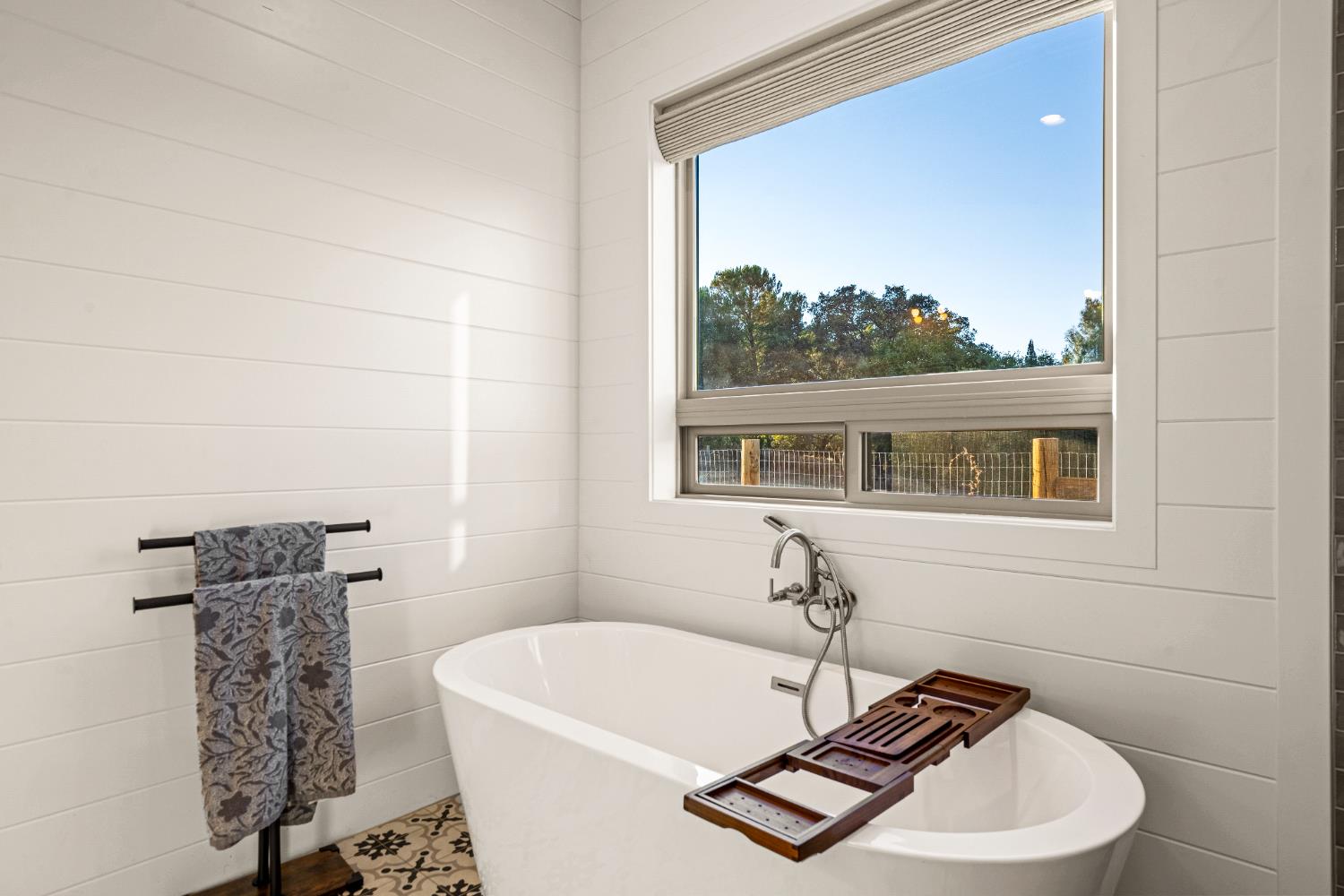 Detail Gallery Image 44 of 80 For 3050 Rattlesnake Rd, Newcastle,  CA 95658 - 5 Beds | 3/1 Baths