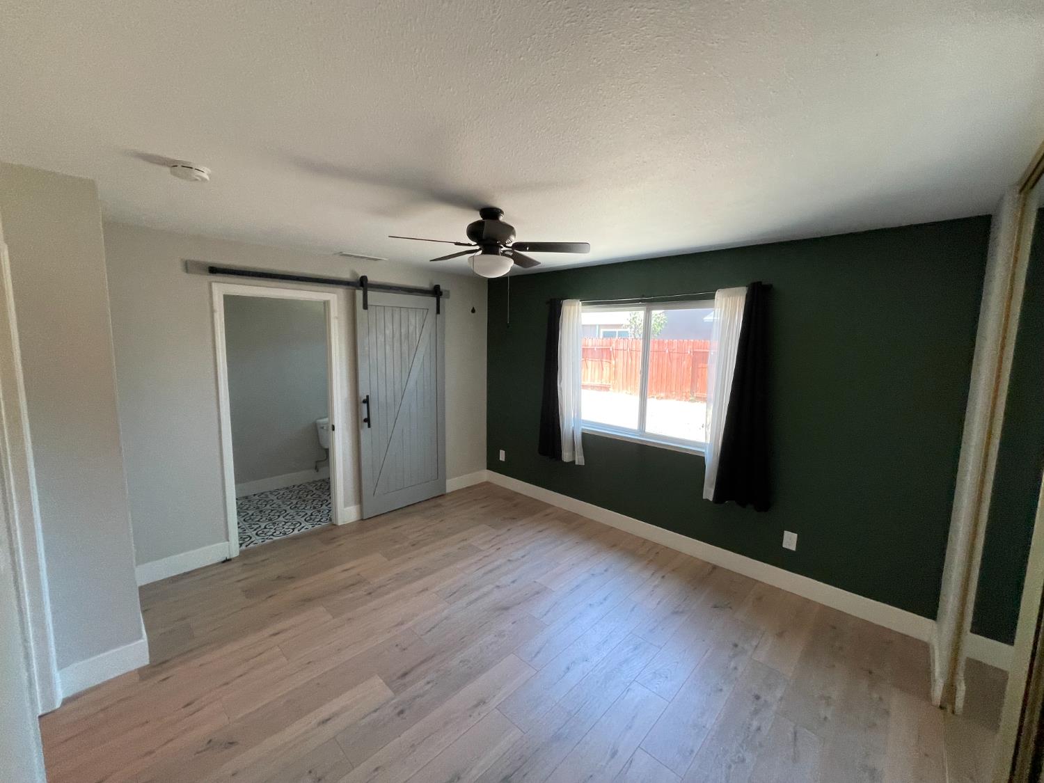 Detail Gallery Image 14 of 32 For 9185 Clendenen Way, Sacramento,  CA 95826 - 3 Beds | 2 Baths