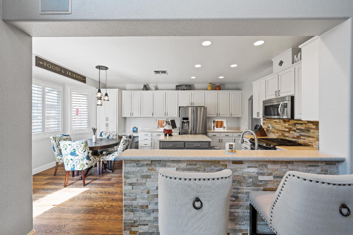 Detail Gallery Image 19 of 49 For 5504 Pleasant Grove Ct, Salida,  CA 95368 - 4 Beds | 3 Baths