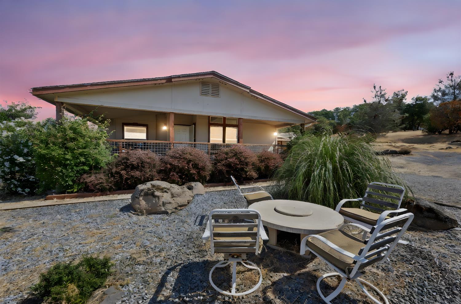 Detail Gallery Image 16 of 58 For 2970 Texas Hill Rd, Placerville,  CA 95667 - 2 Beds | 2 Baths