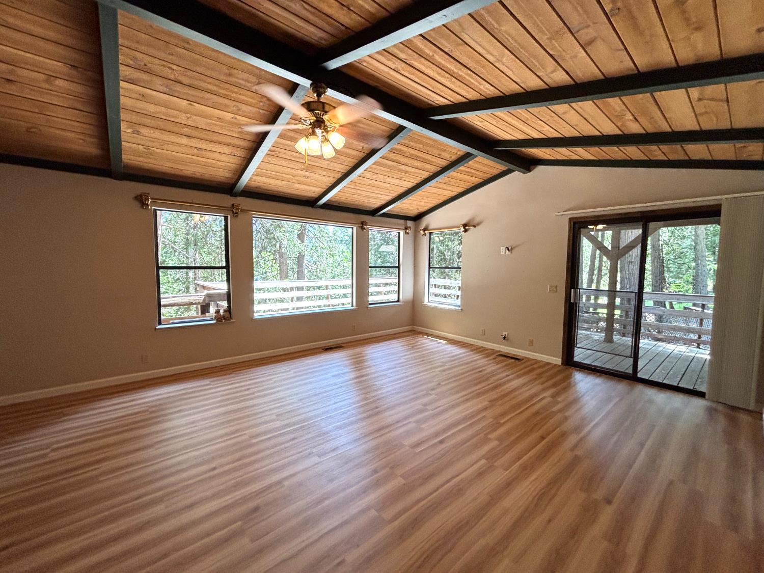 Detail Gallery Image 14 of 33 For 6730 Diamond Dr, Pollock Pines,  CA 95726 - 3 Beds | 2 Baths
