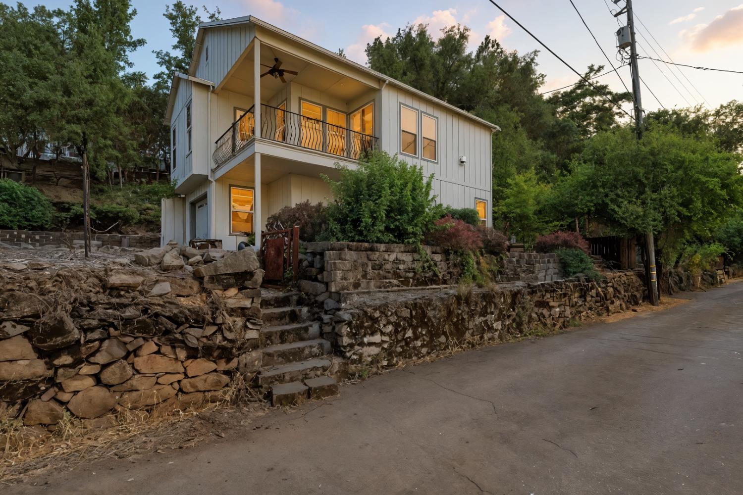 Detail Gallery Image 25 of 75 For 14385 Gods Hls, Amador City,  CA 95601 - 2 Beds | 2/1 Baths