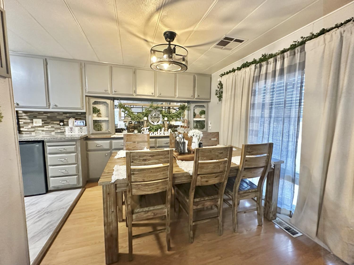 Detail Gallery Image 10 of 37 For 2845 E Hatch Rd 87, Modesto,  CA 95351 - 4 Beds | 2 Baths