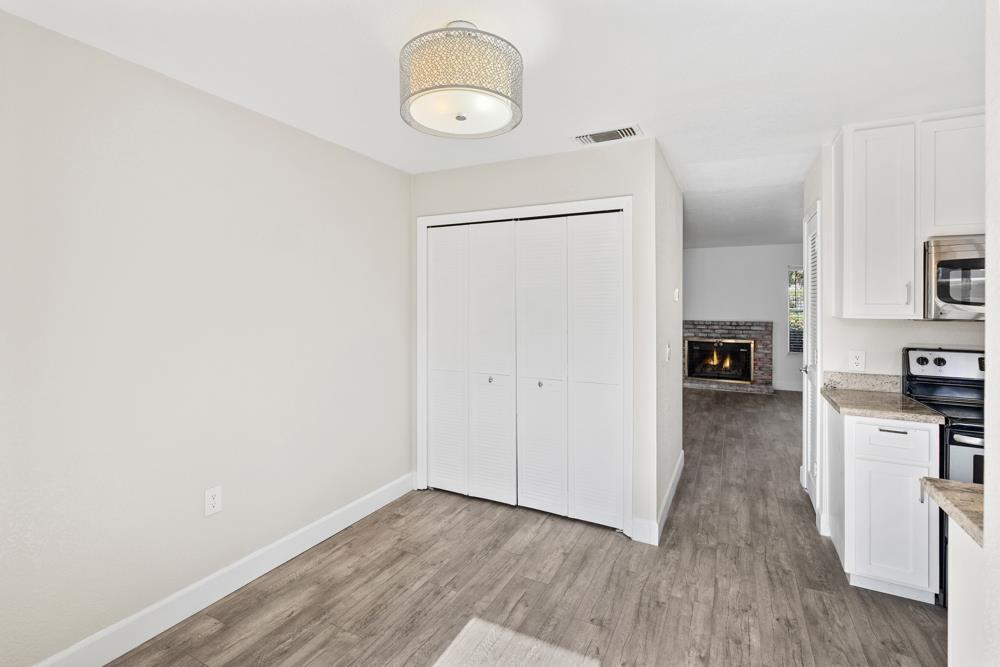 Detail Gallery Image 11 of 28 For 9101 Newhall Dr #63,  Sacramento,  CA 95826 - 2 Beds | 1 Baths