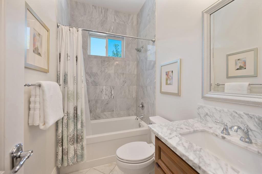 Detail Gallery Image 48 of 94 For 689 Oreno Cir, Folsom,  CA 95630 - 5 Beds | 4/1 Baths