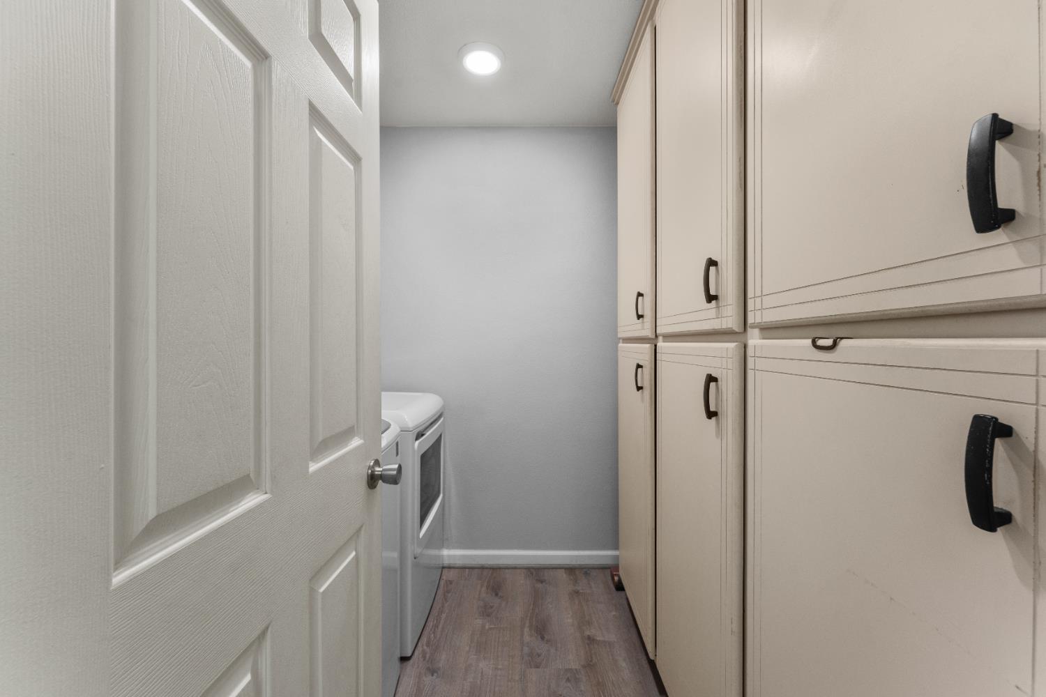 Detail Gallery Image 16 of 68 For 3980 Donner Trl, Placerville,  CA 95667 - 3 Beds | 2 Baths