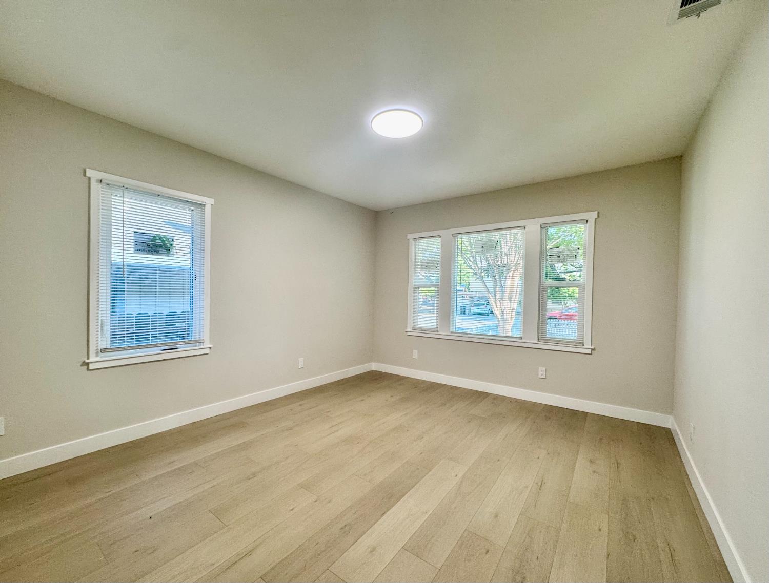 Detail Gallery Image 31 of 32 For 5230 North Ave, Carmichael,  CA 95608 - 3 Beds | 2 Baths
