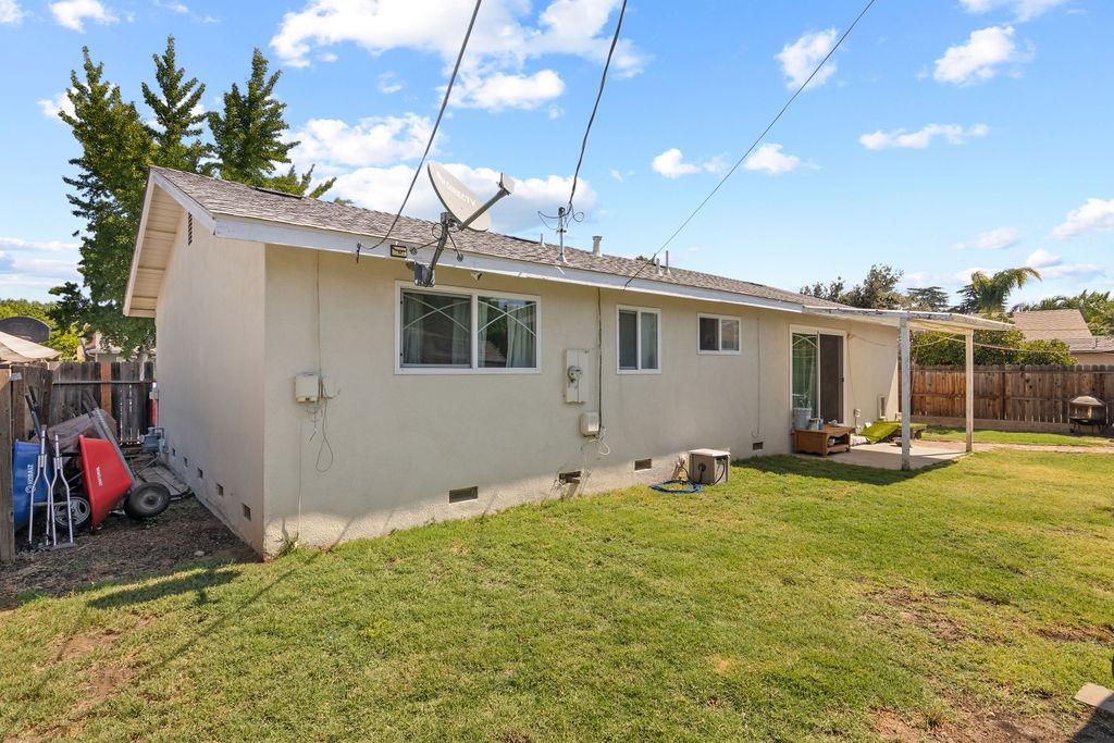 Detail Gallery Image 29 of 30 For 1904 Hunt Ave, Modesto,  CA 95350 - 3 Beds | 2 Baths