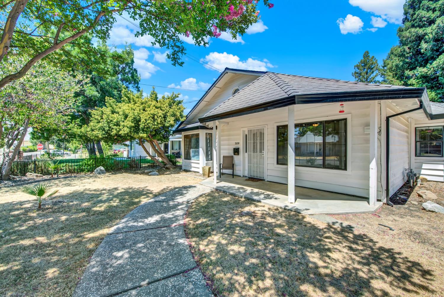 Detail Gallery Image 10 of 76 For 509 East, Winters,  CA 95694 - 3 Beds | 2 Baths