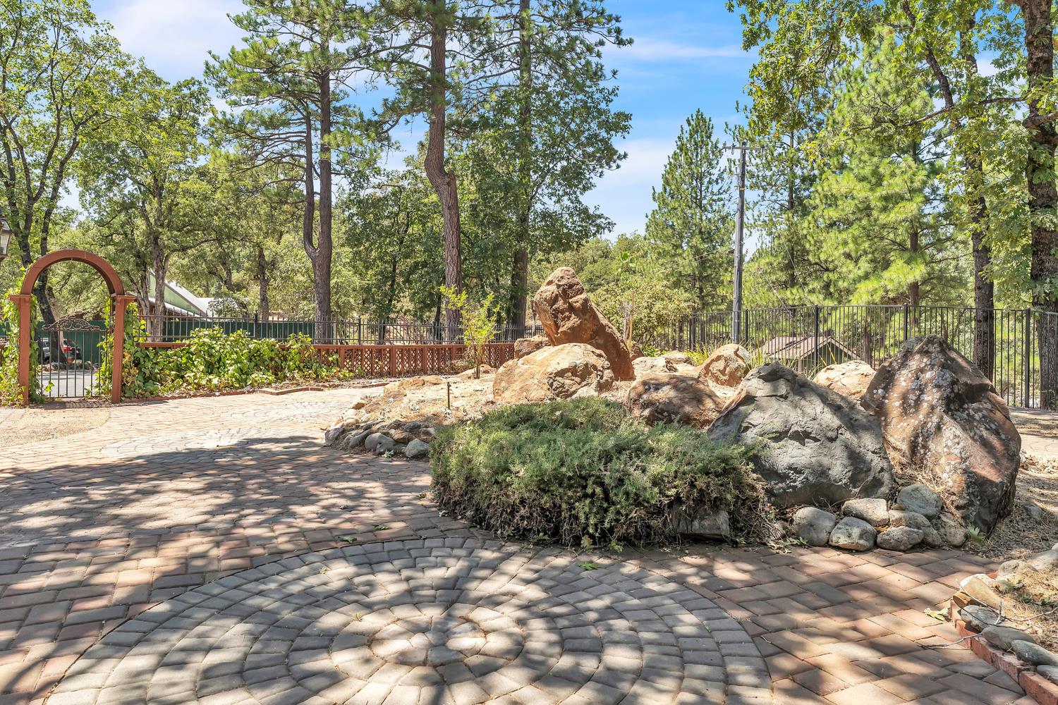 Detail Gallery Image 32 of 39 For 1490 Sage Rd, Colfax,  CA 95713 - 2 Beds | 3 Baths