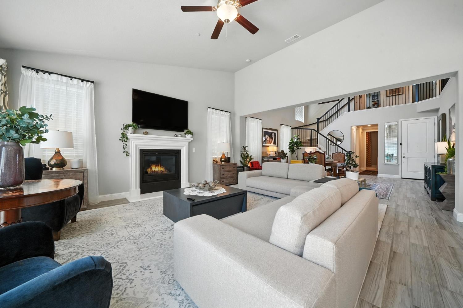 Detail Gallery Image 14 of 44 For 668 Morning Glory Cir, Ione,  CA 95640 - 4 Beds | 3 Baths