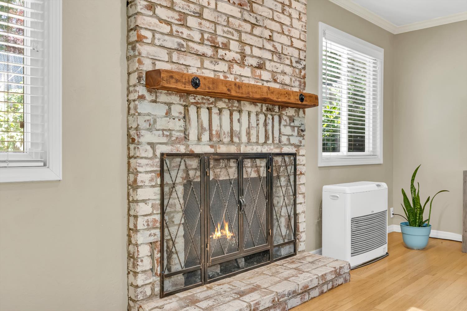 Detail Gallery Image 12 of 59 For 3975 Valley Vista Dr, Camino,  CA 95709 - 3 Beds | 2 Baths