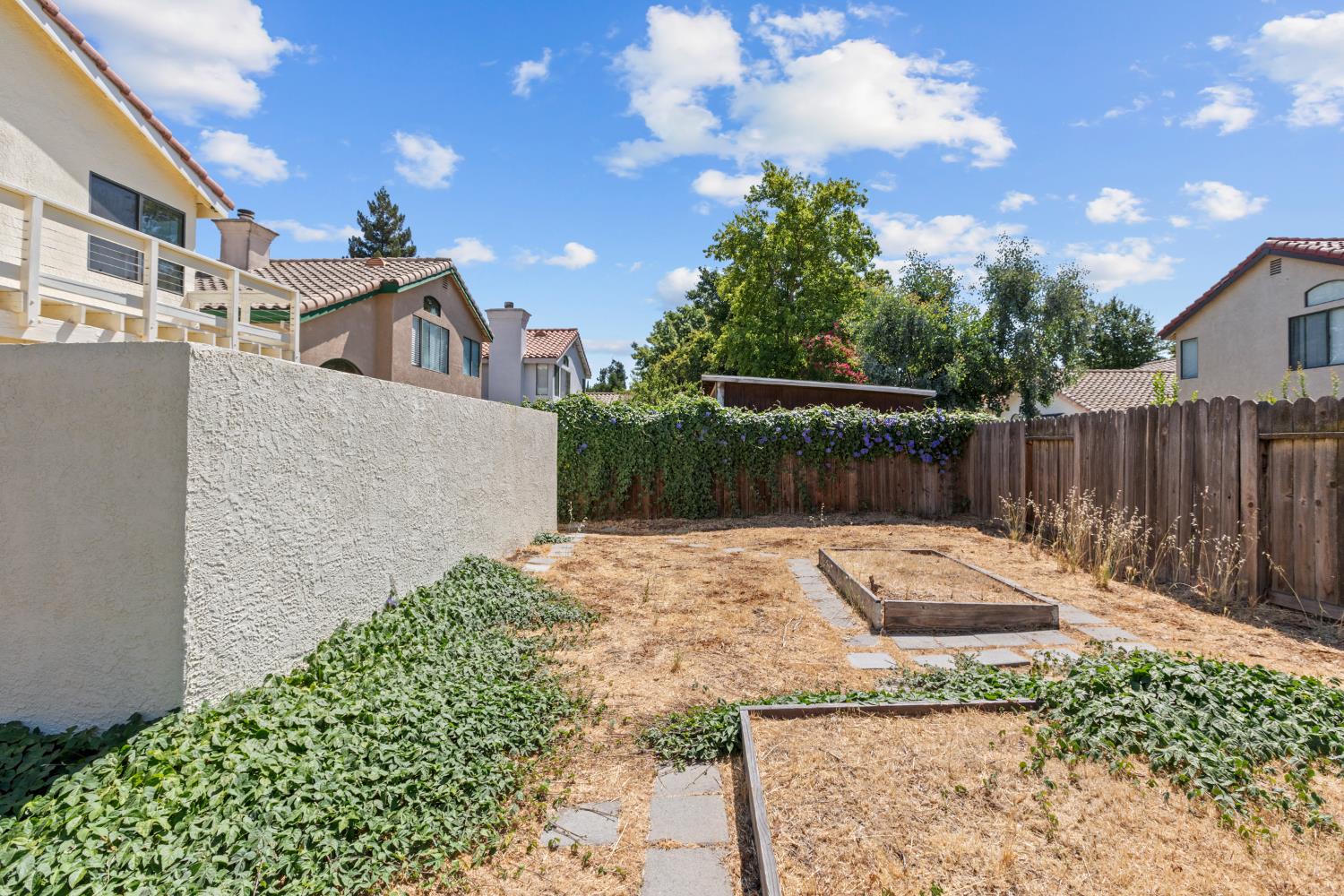 Detail Gallery Image 35 of 44 For 5038 Felicia Way, Elk Grove,  CA 95758 - 3 Beds | 2/1 Baths