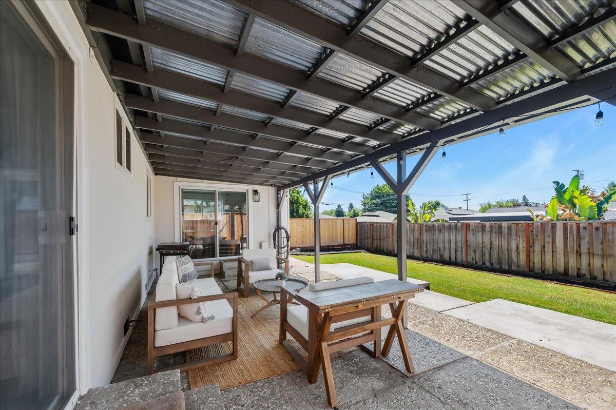 Detail Gallery Image 31 of 32 For 3891 Mills Way, Livermore,  CA 94550 - 3 Beds | 1 Baths