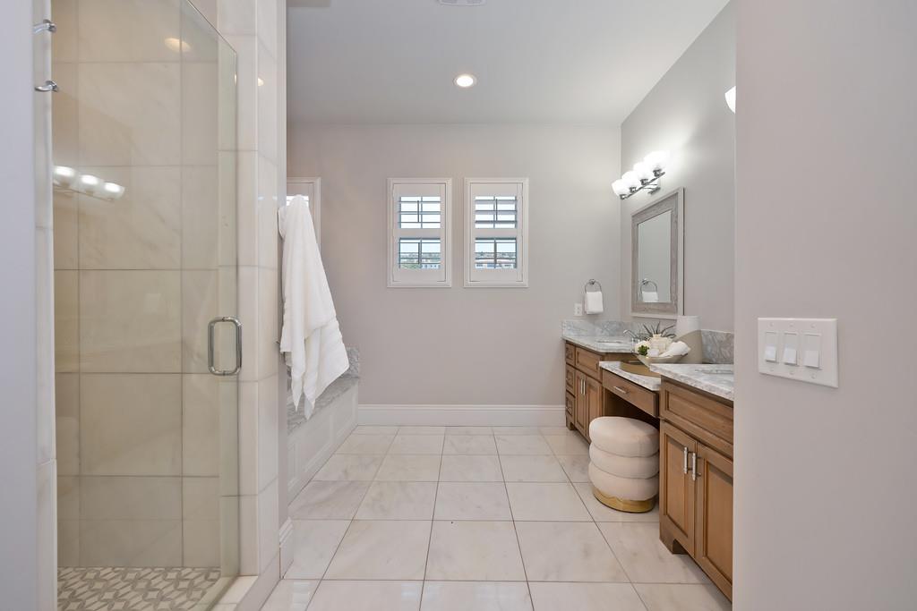 Detail Gallery Image 40 of 94 For 689 Oreno Cir, Folsom,  CA 95630 - 5 Beds | 4/1 Baths
