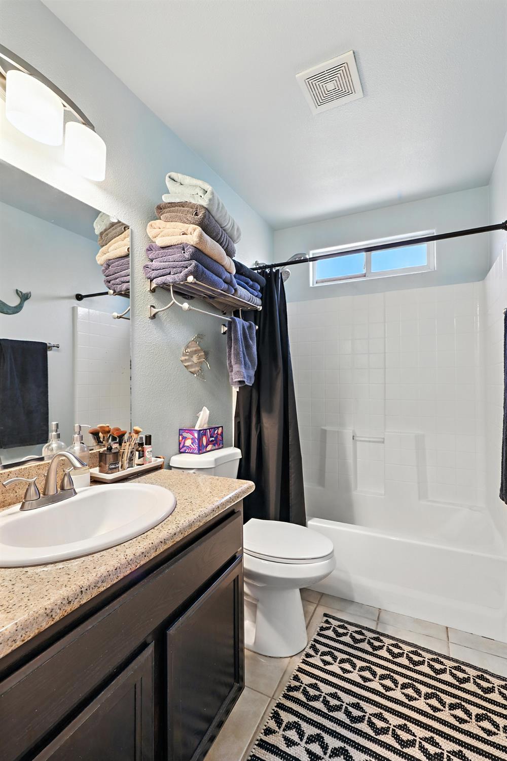 Detail Gallery Image 21 of 34 For 6045 Lea Ct, Winton,  CA 95388 - 4 Beds | 2 Baths
