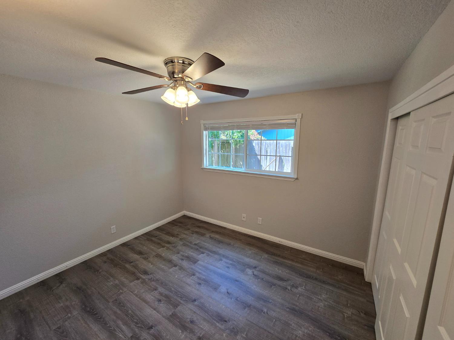 Detail Gallery Image 13 of 29 For 8052 Cammeray Dr, Citrus Heights,  CA 95610 - 3 Beds | 2 Baths