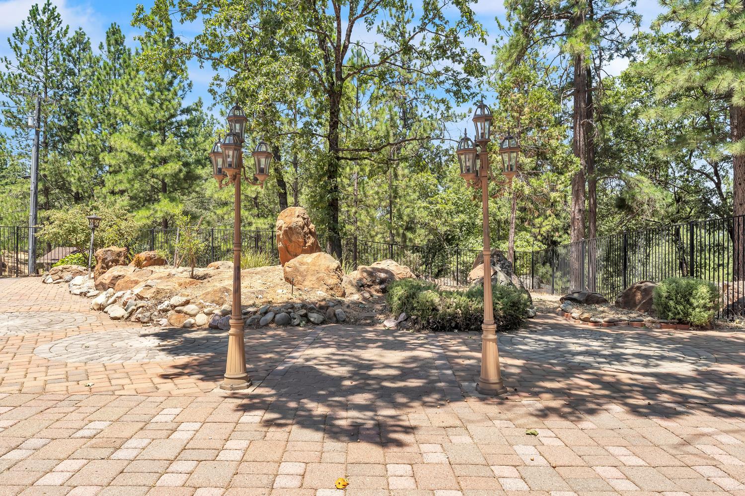 Detail Gallery Image 31 of 39 For 1490 Sage Rd, Colfax,  CA 95713 - 2 Beds | 3 Baths