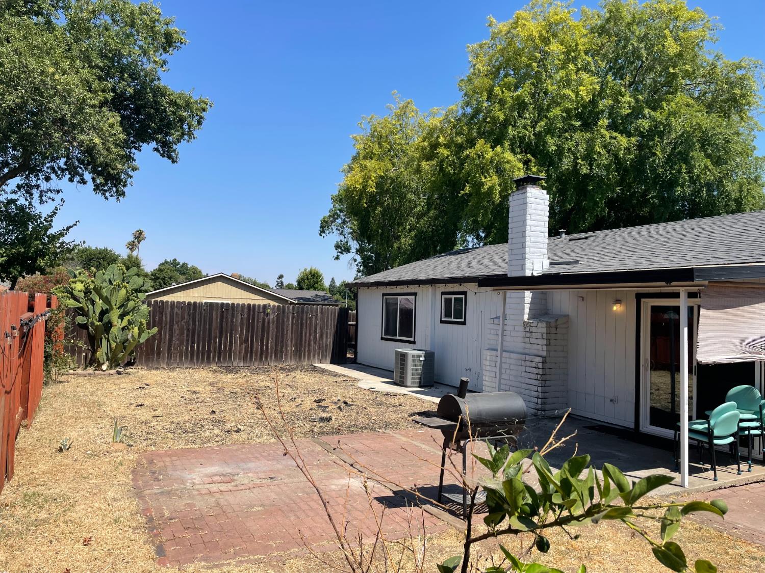 Detail Gallery Image 20 of 32 For 9185 Clendenen Way, Sacramento,  CA 95826 - 3 Beds | 2 Baths