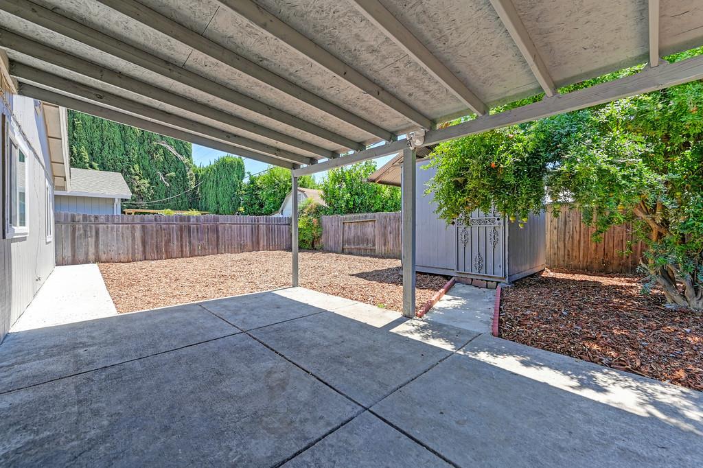 Detail Gallery Image 34 of 43 For 1025 Carrie St, West Sacramento,  CA 95605 - 3 Beds | 2 Baths