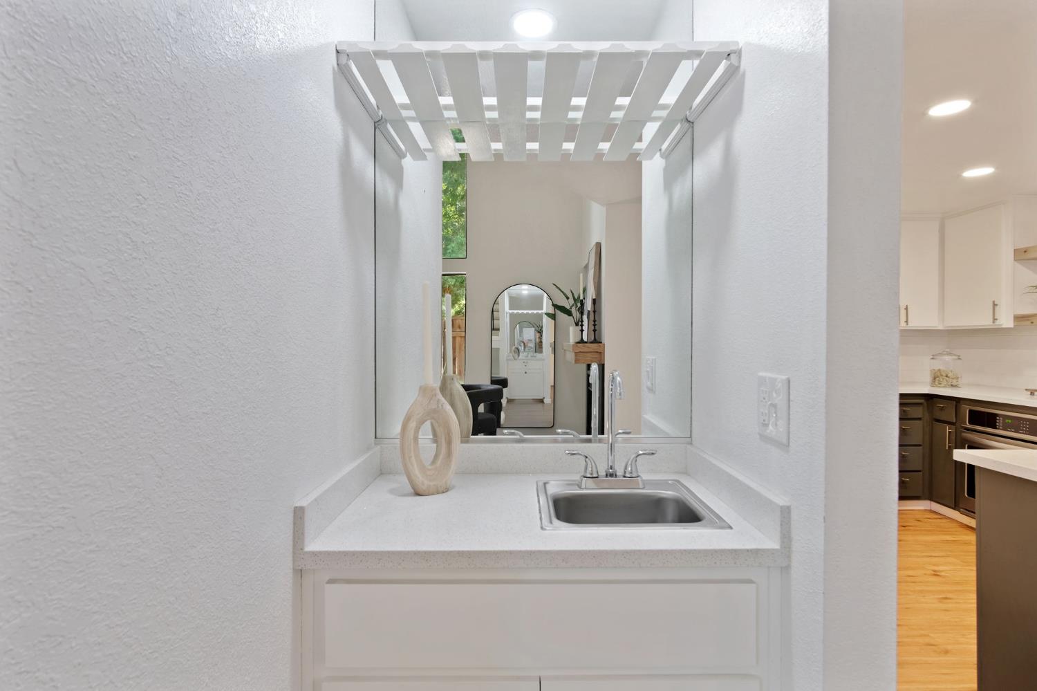 Detail Gallery Image 5 of 47 For 3350 M St #30,  Merced,  CA 95348 - 2 Beds | 1/1 Baths